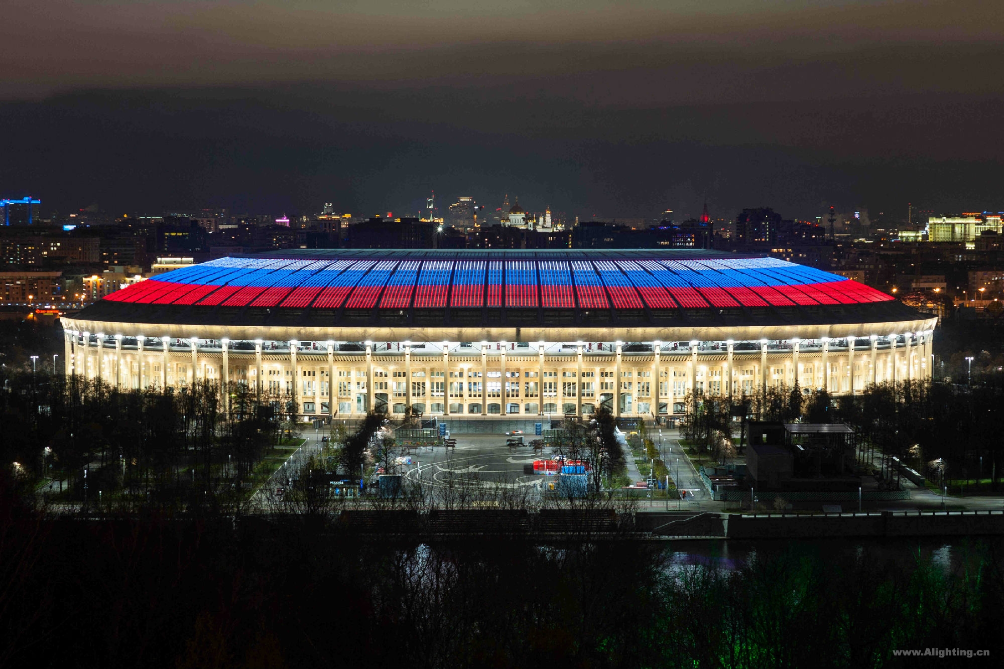 俄罗斯足球俱乐部亮相国际赛场 俄罗斯足球俱乐部亮相国际赛场