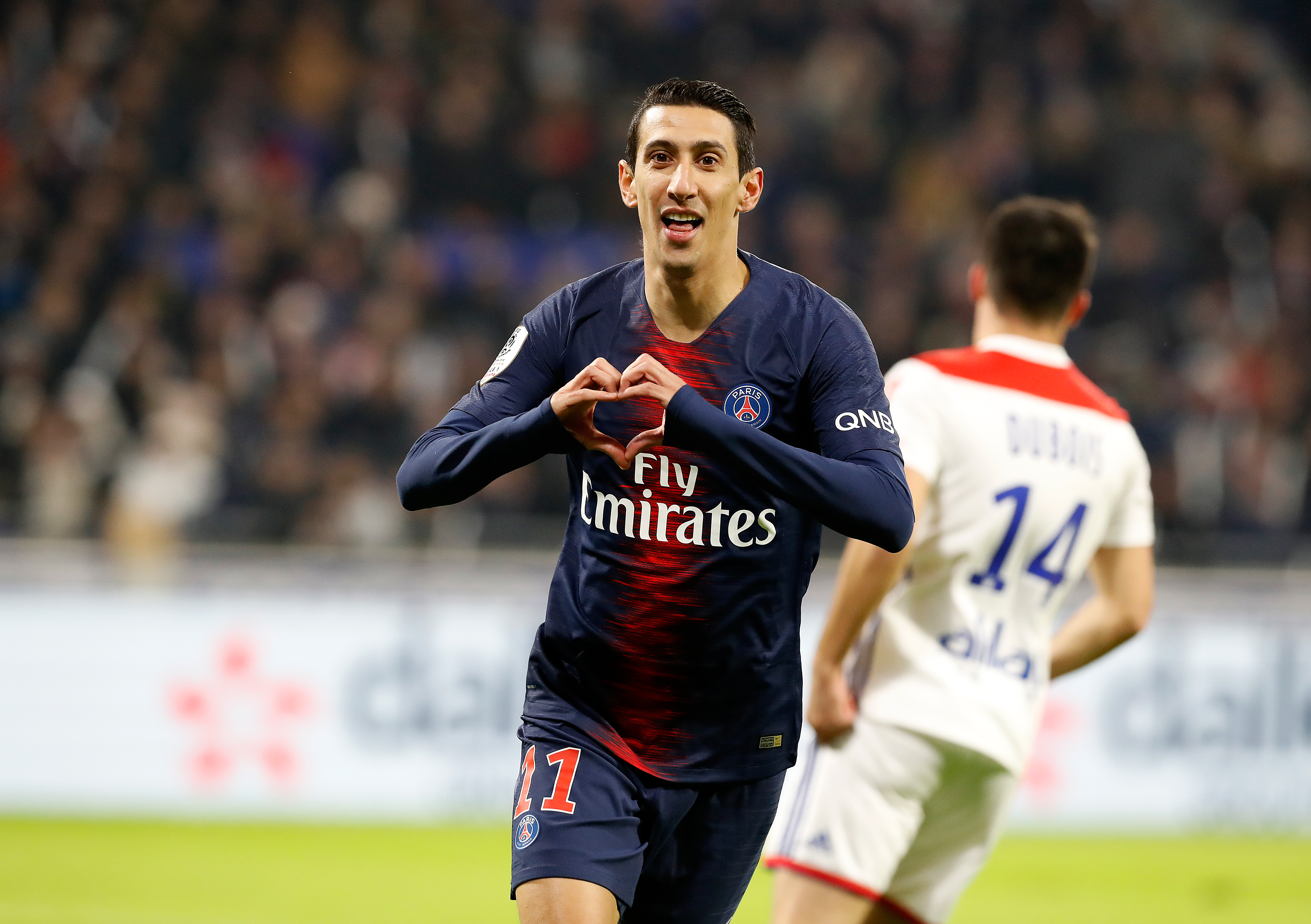 里昂胜利法国足球联赛积分榜排名第一